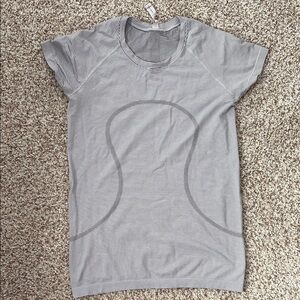 Lululemon Swiftly Tech Striped Gray Women's size 8